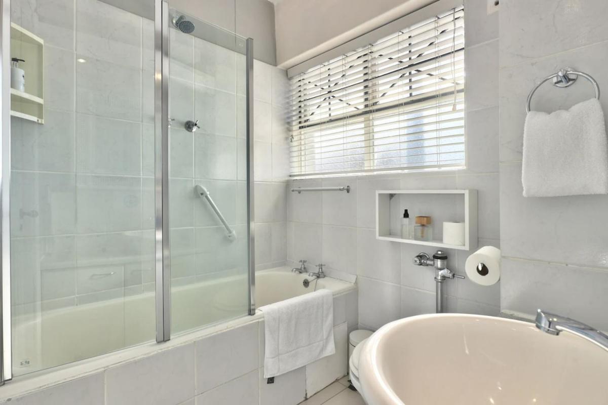 Cascades Sunny With Views Holiday home *